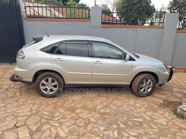 Toyota Harrier 240G 2003 Silver