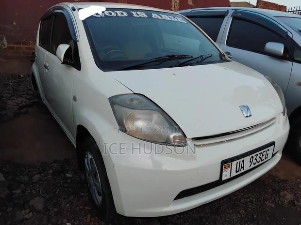 Toyota Passo 2007 White
