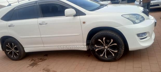 Toyota Harrier 2009 White