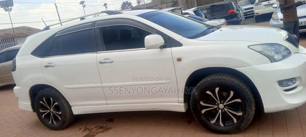 Toyota Harrier 2009 White