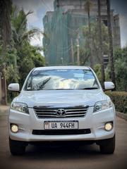 Toyota Vanguard 2012 White for sale