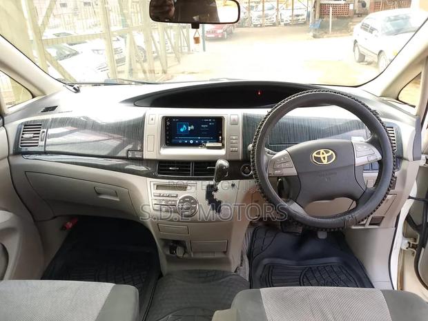 Toyota Estima 2008 White