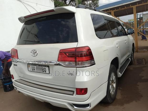 Toyota Land Cruiser 4.5 V8 GXR 2016 White
