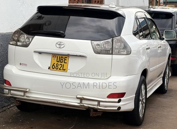 Toyota Harrier 2.4 2007 White