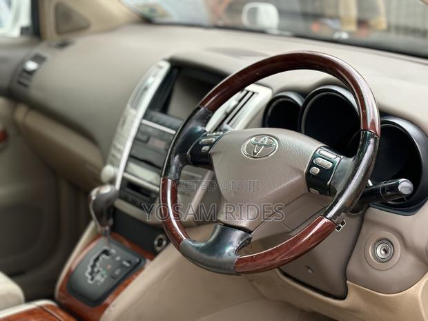 Toyota Harrier 2.4 2007 White