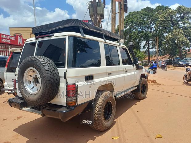 Toyota Land Cruiser Prado 2015 White