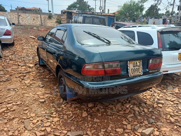 Toyota Corona 1997 Green