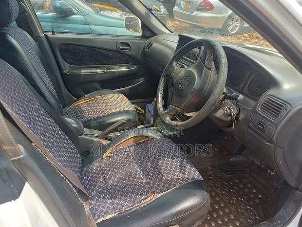 Toyota Carib 2002 White