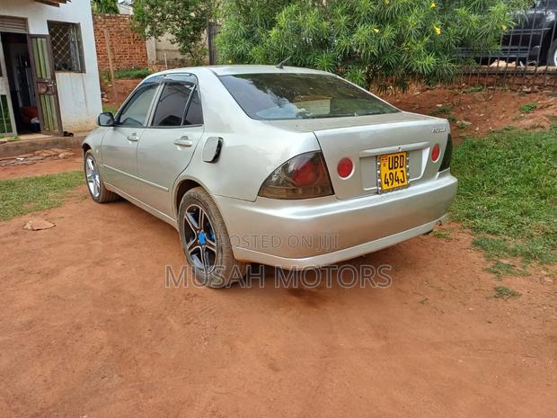 Toyota Altezza 2004 Silver