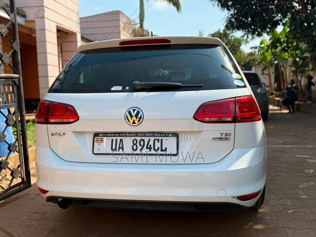 Volkswagen Golf 2016 White