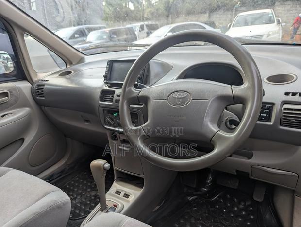 Toyota Corolla Spacio 1999 Green