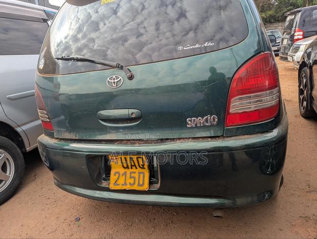 Toyota Corolla Spacio 1999 Green