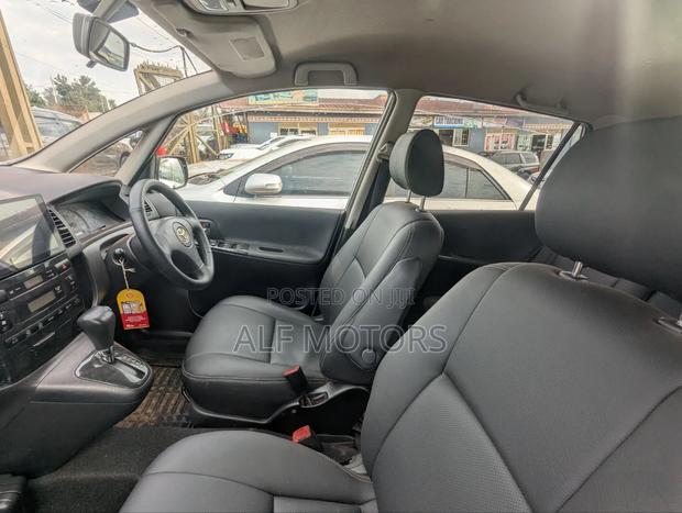 Toyota Corolla Spacio 2005 Silver