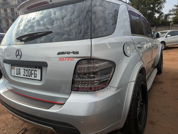 Mercedes-Benz M Class 2007 Silver