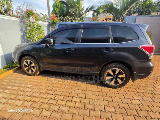 Subaru Forester 2.5i AWD 2017 Gray