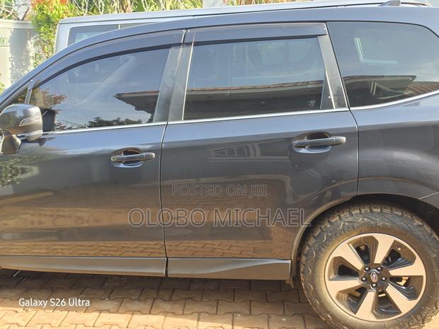 Subaru Forester 2.5i AWD 2017 Gray
