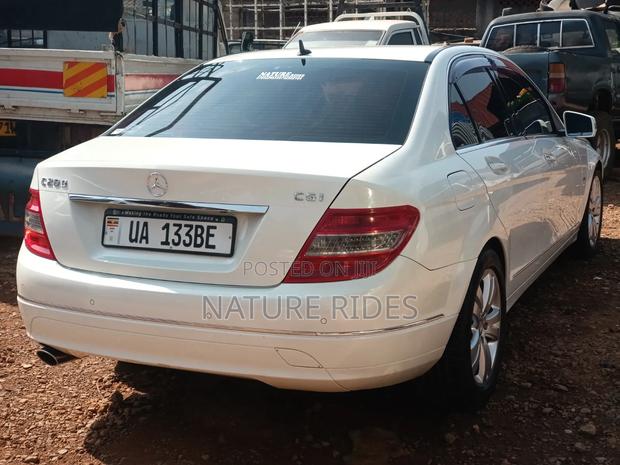Mercedes-Benz C200 2010 White