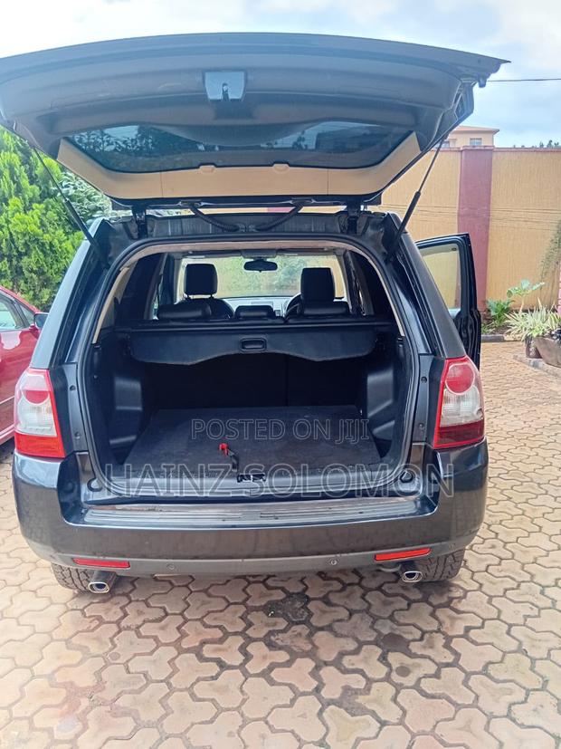 Land Rover Freelander 2010 Black