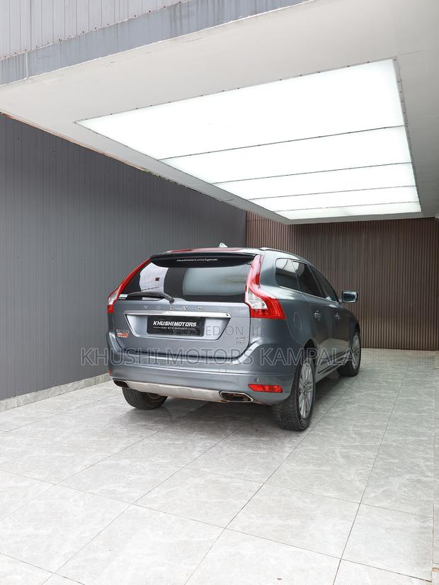Volvo XC60 2016 Gray