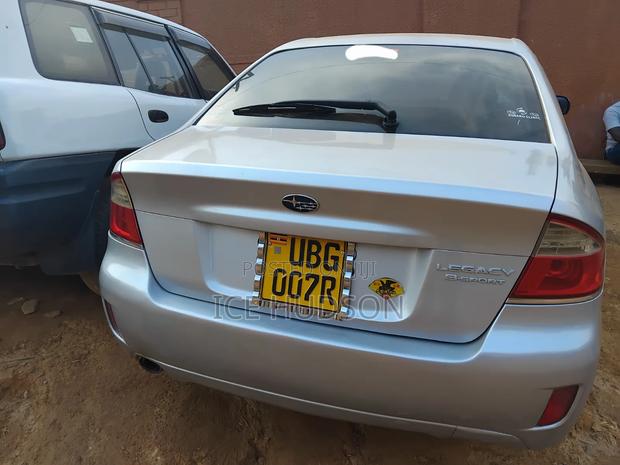 Subaru Legacy 2006 Silver