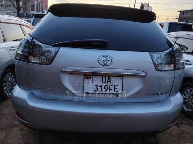 Toyota Harrier 2011 Silver