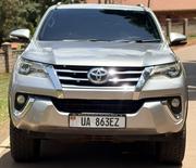 Toyota Fortuner 2.8 D AWD 2015 Silver for sale