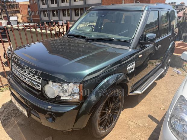 Land Rover Discovery 2013 Green