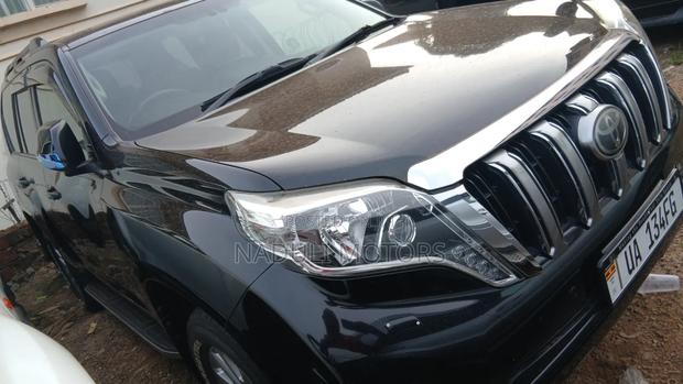 Toyota Land Cruiser Prado 2016 Black