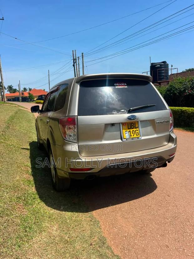 Subaru Forester 2009 Gold