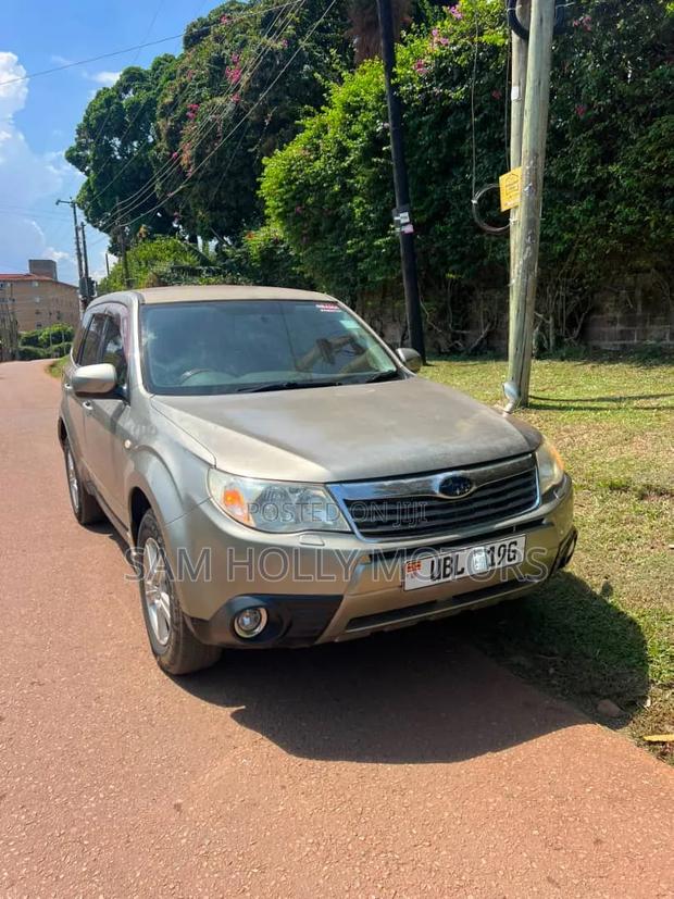 Subaru Forester 2009 Gold