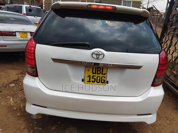 Toyota Wish 2006 White