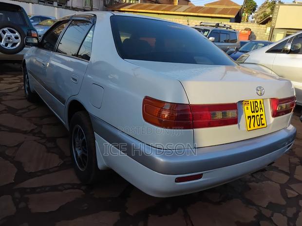 Toyota Premio 2002 White