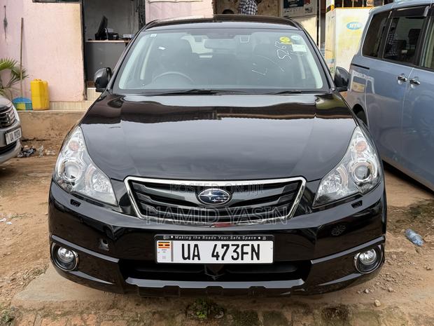Subaru Outback 2011 Black