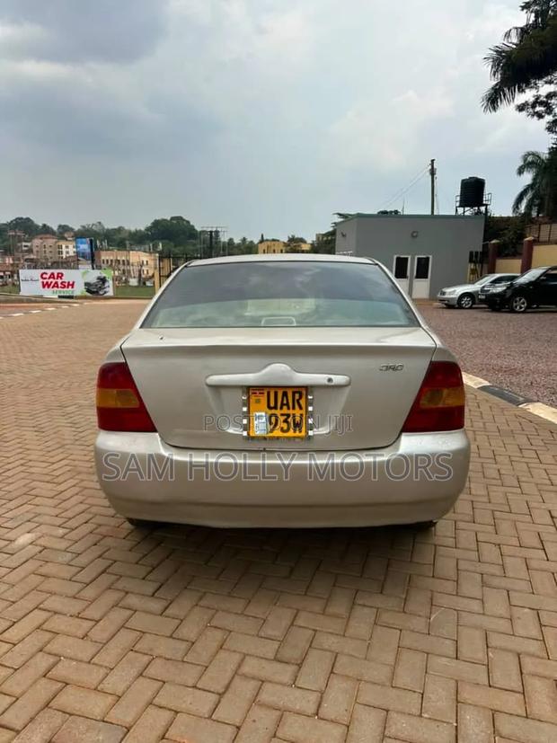 Toyota Corolla Sedan 2003 Silver