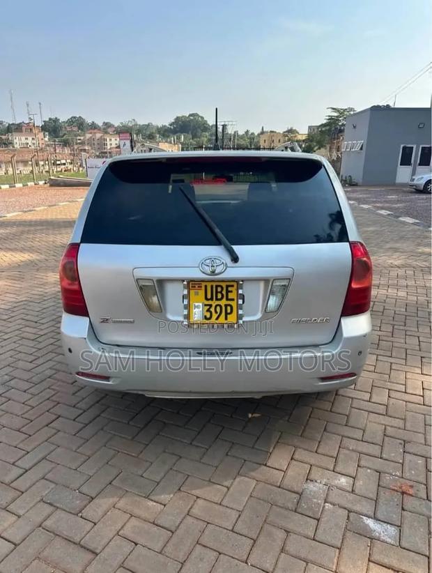Toyota Corolla Fielder 1.8 Petrol AWD 2005 Silver