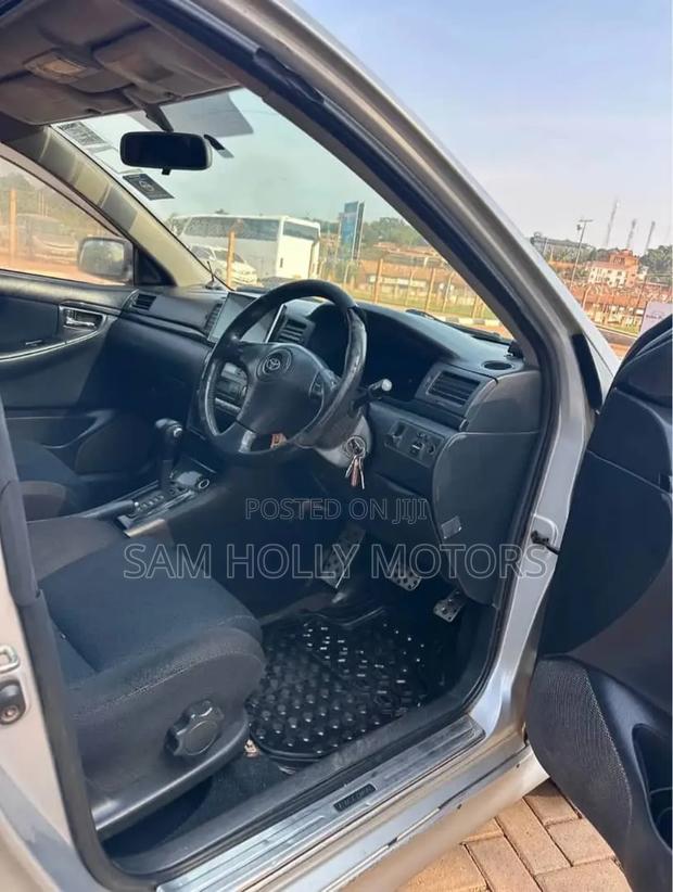 Toyota Corolla Fielder 1.8 Petrol AWD 2005 Silver