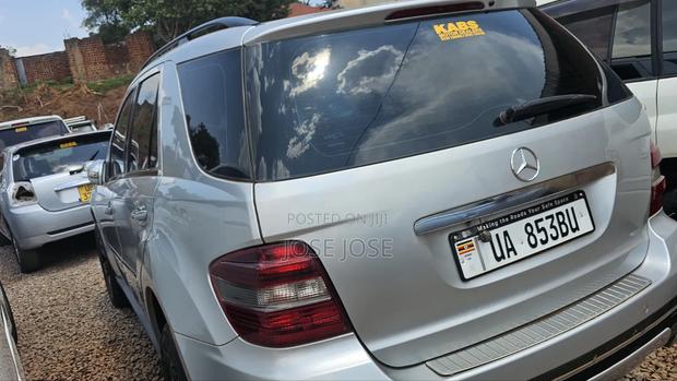 Mercedes-Benz M Class 2009 Silver