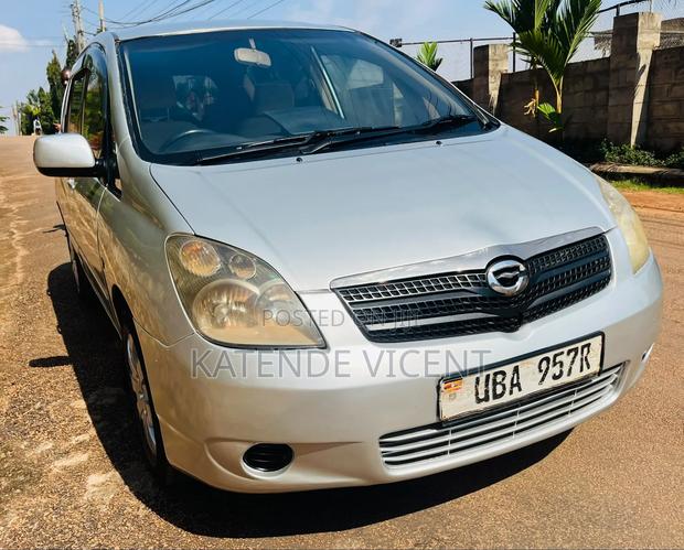Toyota Corolla Spacio 1.8 X 2WD 2004 Silver