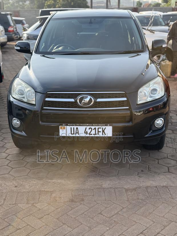 Toyota RAV4 2010 Black