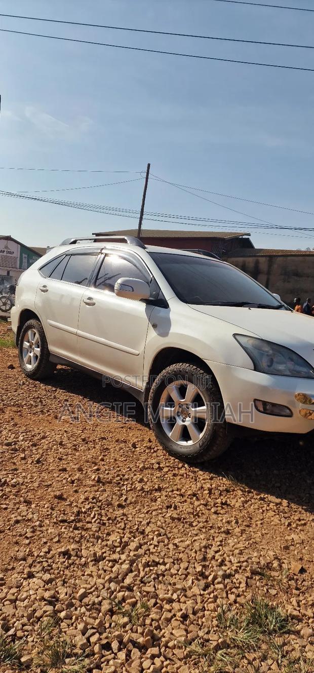 Toyota Harrier 2.4 16V 2003 White