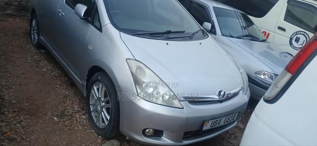 Toyota Wish 2007 Silver