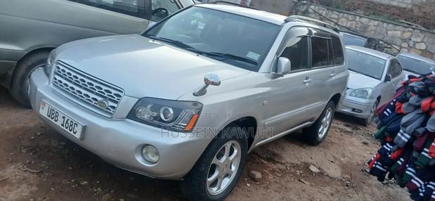 Toyota Kluger 2005 Silver