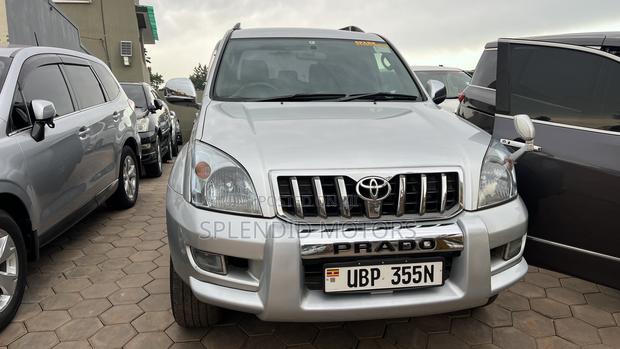 Toyota Land Cruiser Prado 2007 Silver