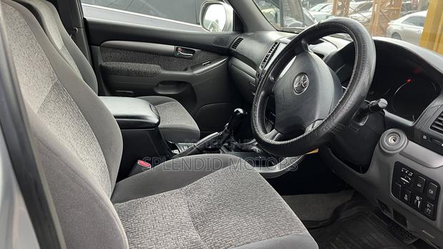 Toyota Land Cruiser Prado 2007 Silver