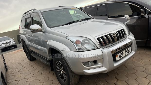 Toyota Land Cruiser Prado 2007 Silver