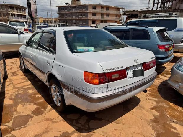 Toyota Premio 2006 Silver