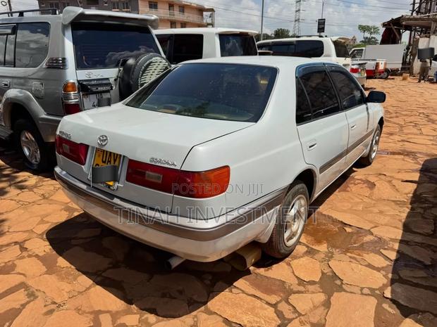 Toyota Premio 2004 Silver