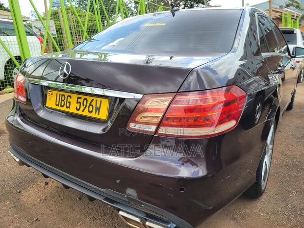 Mercedes-Benz E300 2012 Maroon