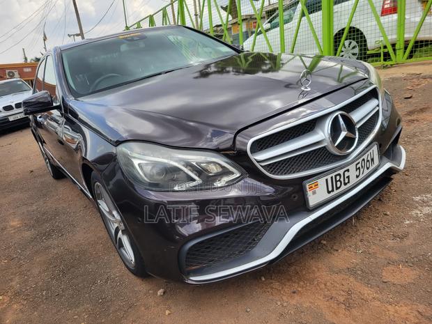 Mercedes-Benz E300 2012 Maroon