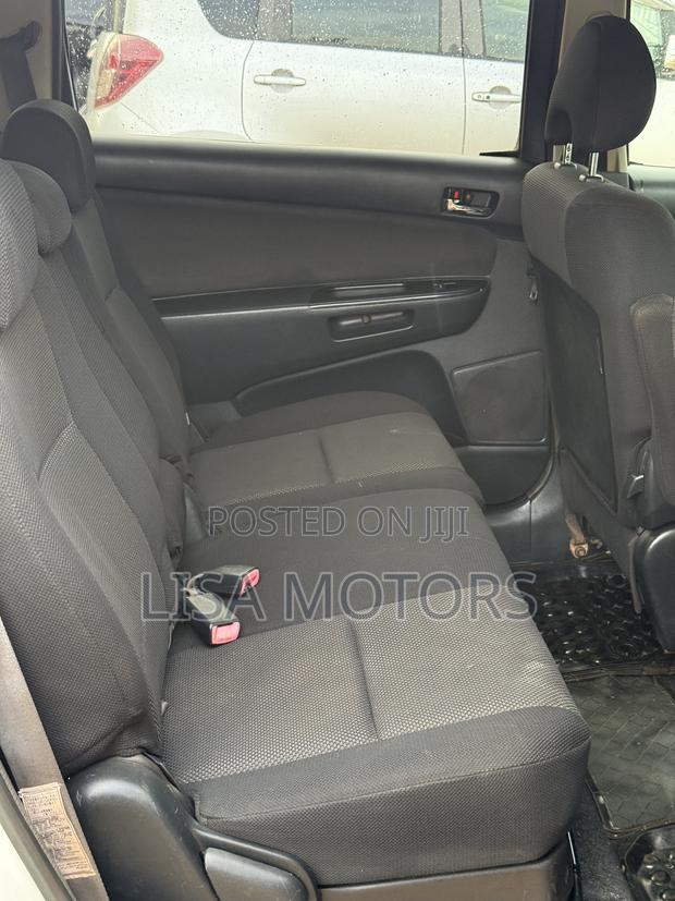 Toyota Wish 2006 White